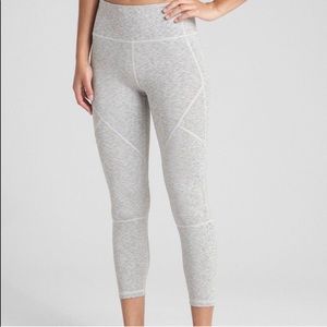 GapFit High Rise 7/8 Leggings (small)